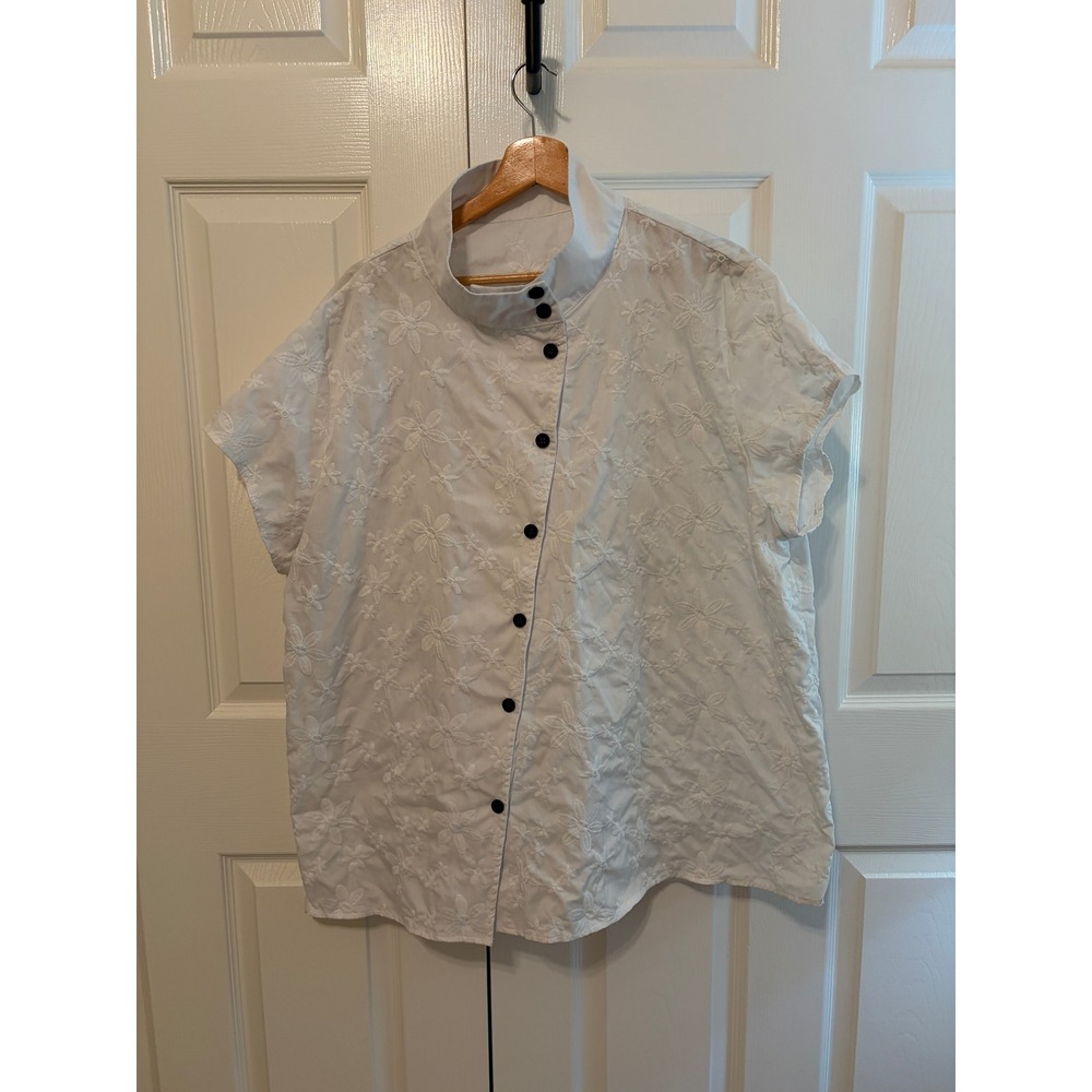 White Floral Embroidered Asymmetrical Button Mock Neck Blouse 4XL Short Sleeve